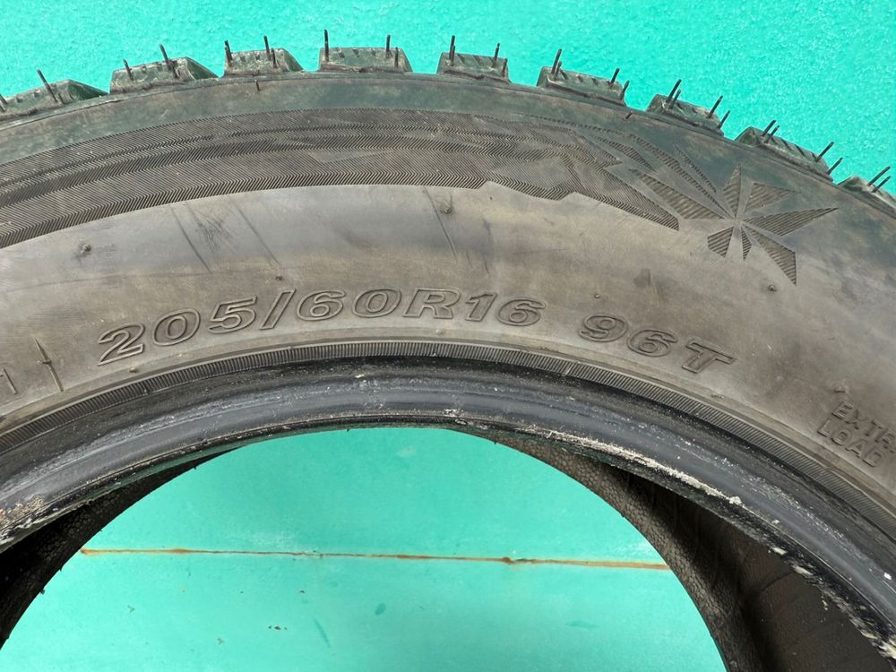 Продам зимові шини Nexen 205/60/16