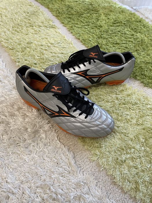 Футбольні копачки (бутси) Mizuno