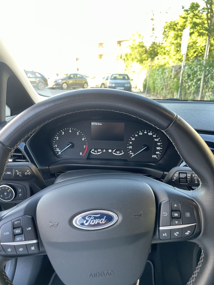 Ford fiesta titanium