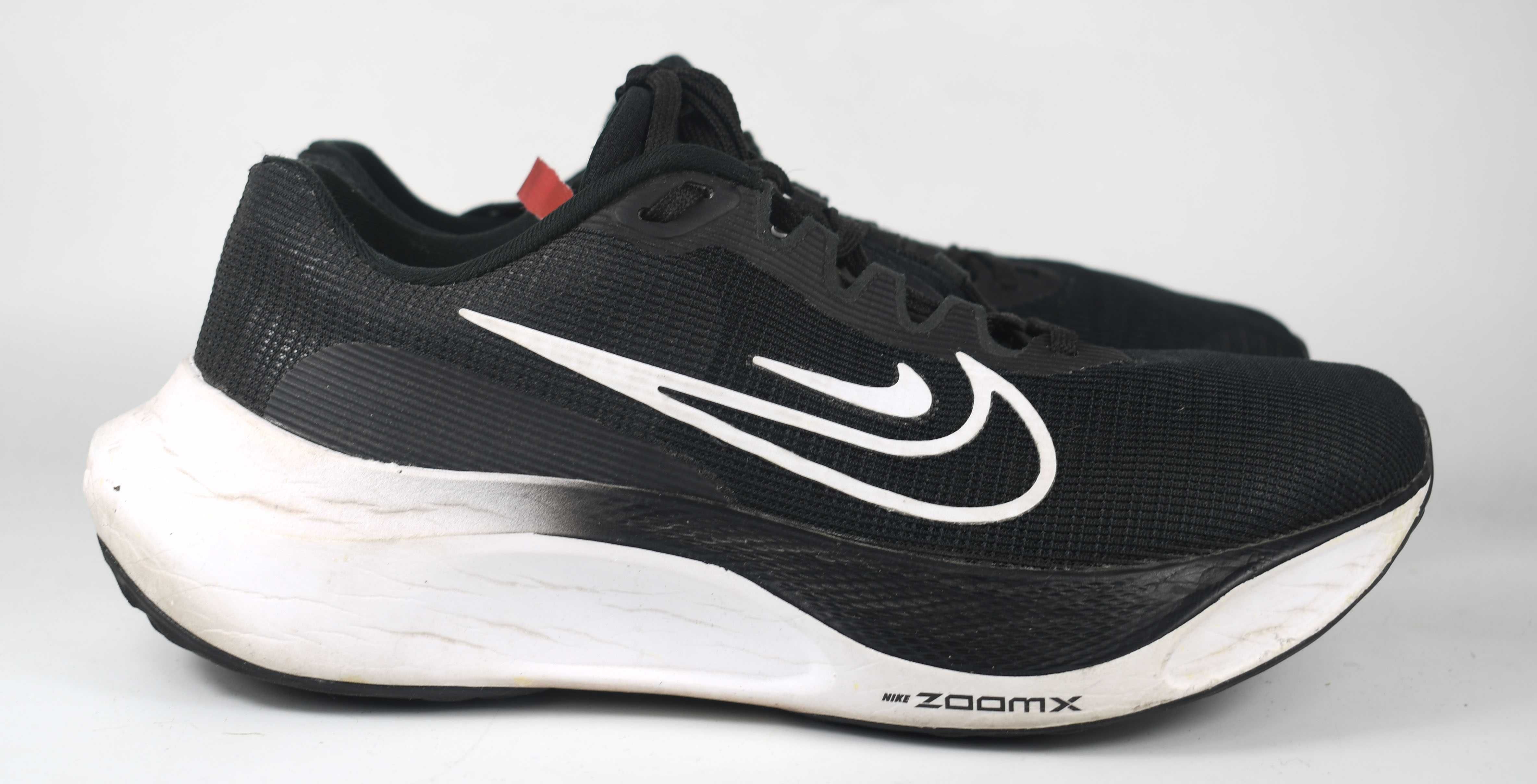 Używane Nike Zoom Fly 5 Dm8974 -001 roz. 39