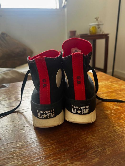 Converse Run Star Hike