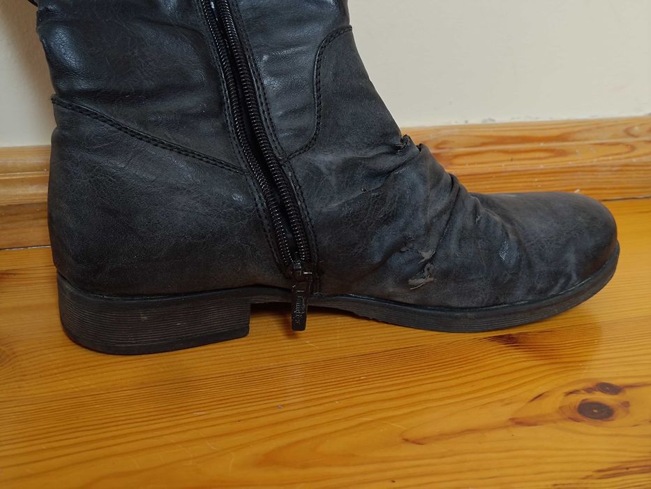 Buty damskie na obcasie, rozmiar 39