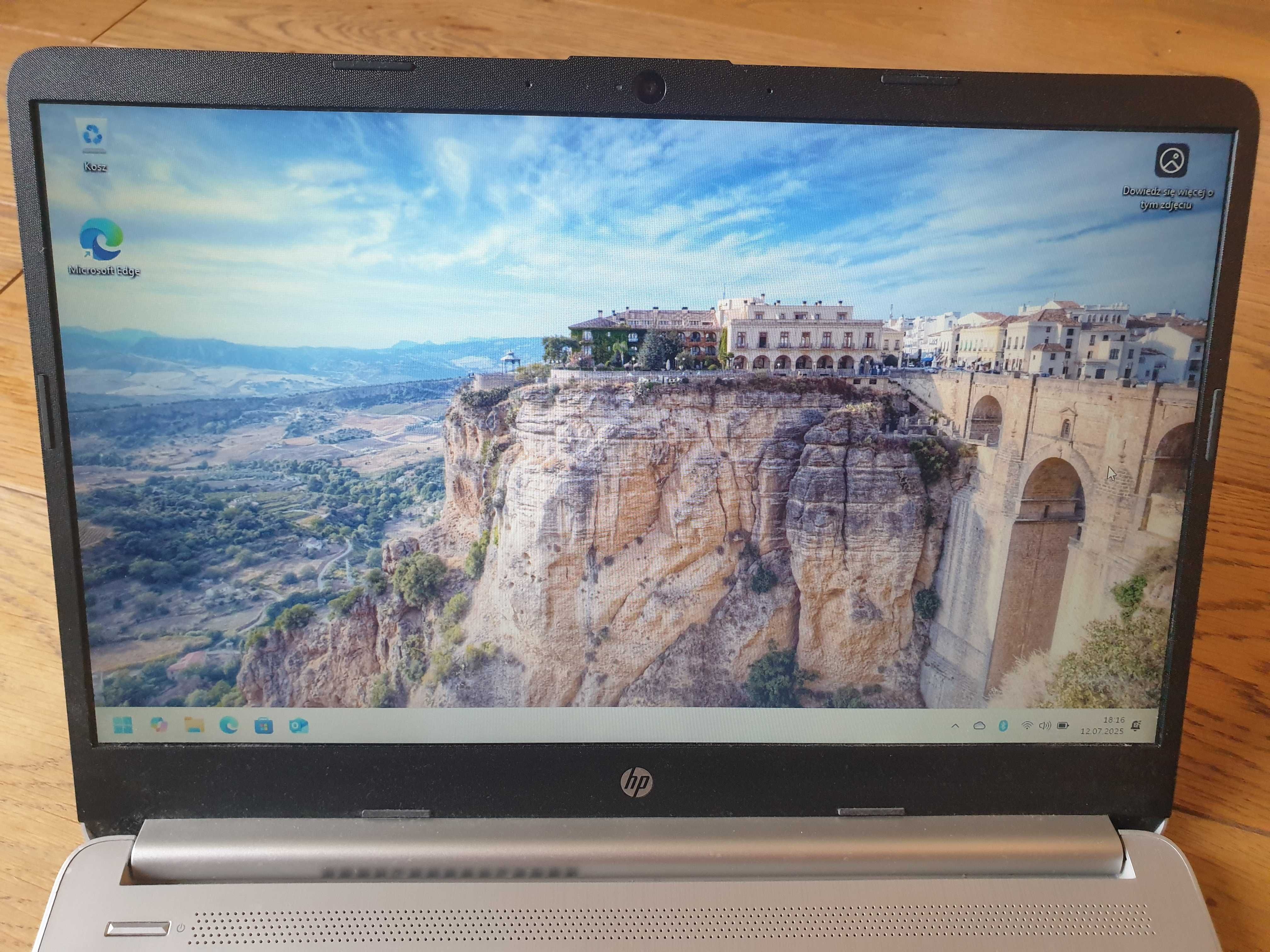 Laptop HP 14s-fq0xxx – AMD 3020e, 4GB RAM, Dysk 64 GB – STAN BDB!