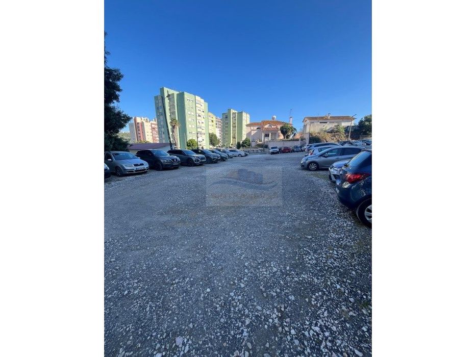 Oportunidade Projecto à Investidor ! Edifício Multifamiliar Quinta ...