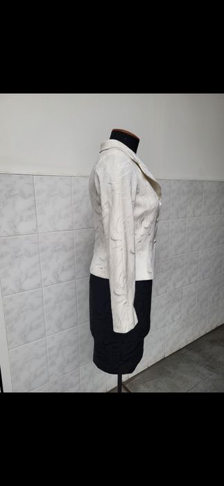 Костюм - жіноча сукня та піджак на подкладці