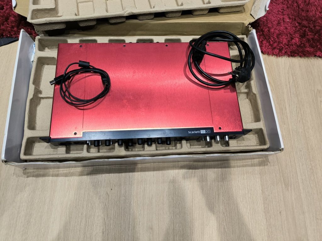 Focusrite Scarlett 18i20 1° gen