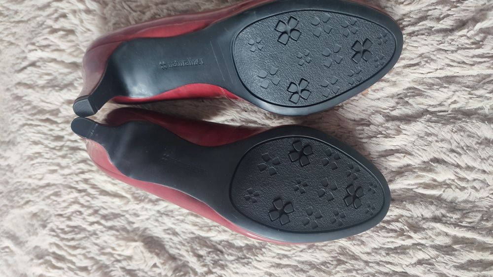 Nowe buty czerwone szpilki firmy Naturalizer damskie roz.39