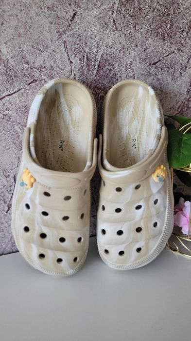 Крокси шльопанці Primark Сабо на море )