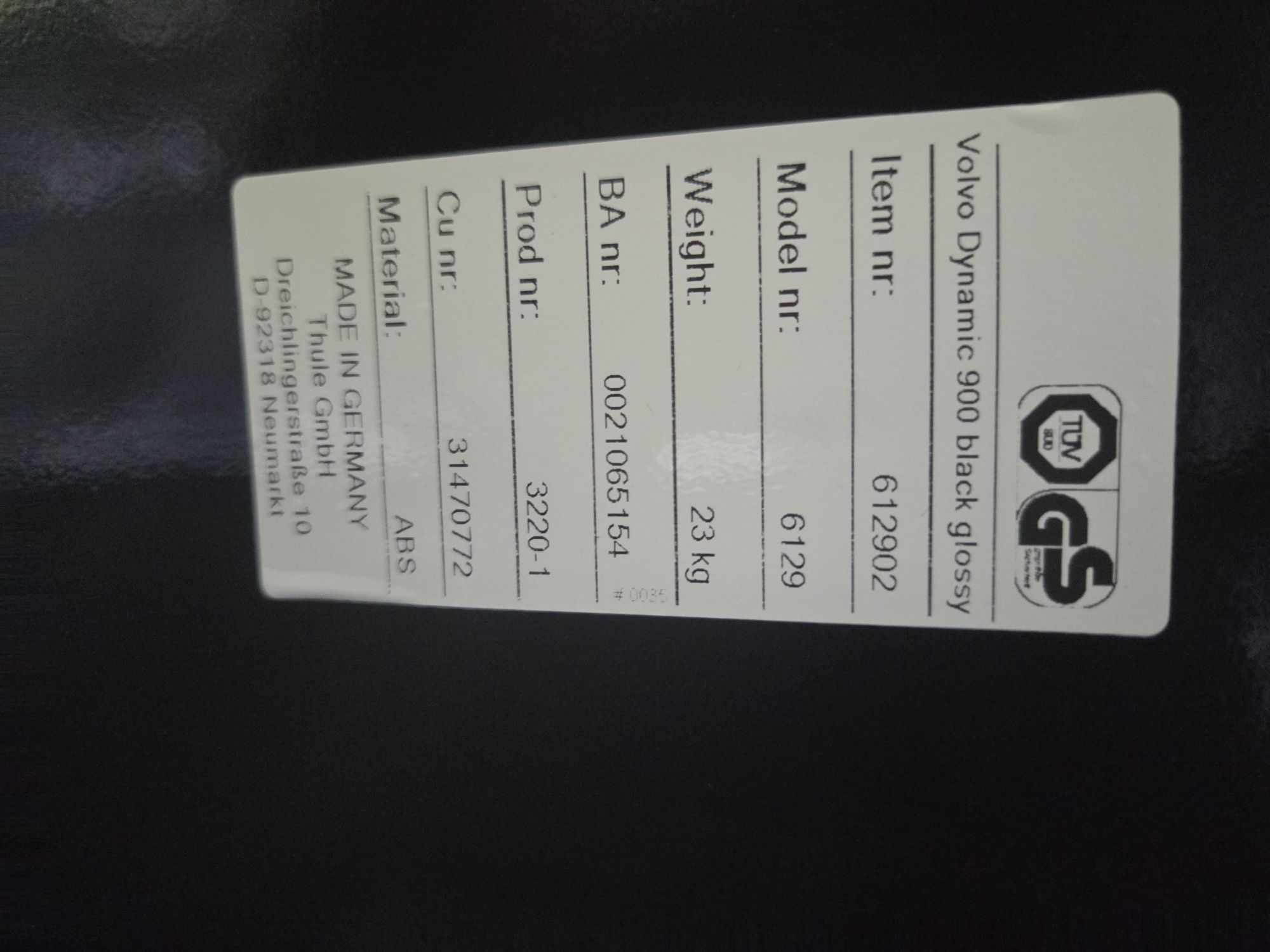 Box dachowy Thule Volvo  Dynamic black glossy 900 czarny połysk