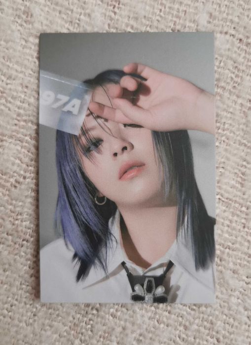Twice Jeongyeon - karta message card z albumu Between 1&2