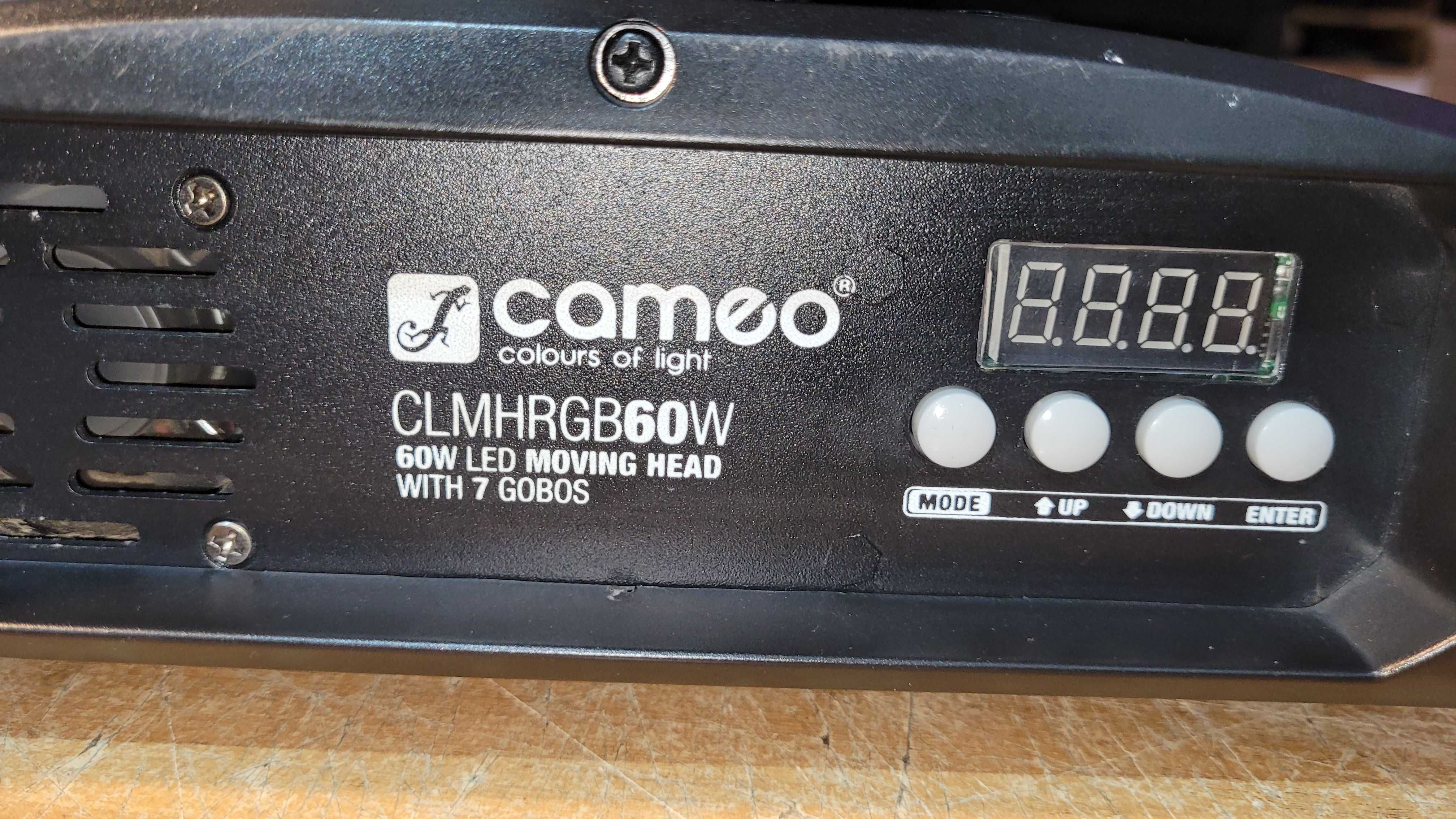 Ruchoma głowa CAMEO CLMHRGB60W Moving head 60 – LED pryzma!