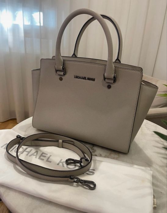 Mala Michael Kors