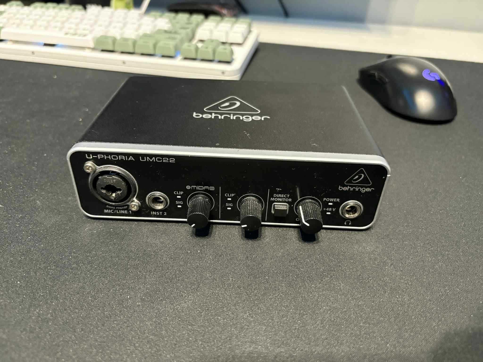 Interfejs audio Behringer u-phoria umc-22