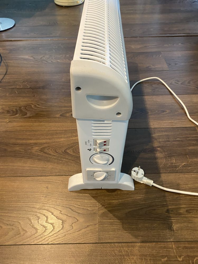 Aquecedor convector Celcia 2000W - impecável