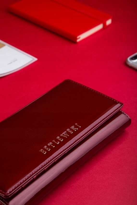 Betlewski Elegancki Portfel Damski Czerwony Skóra Naturalna RFID