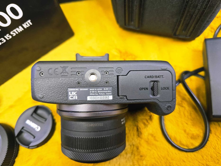 !ЯК НОВИЙ! Canon R100 з об'єктивом RF-S 18-45mm -- лише 1000 кадрів! -