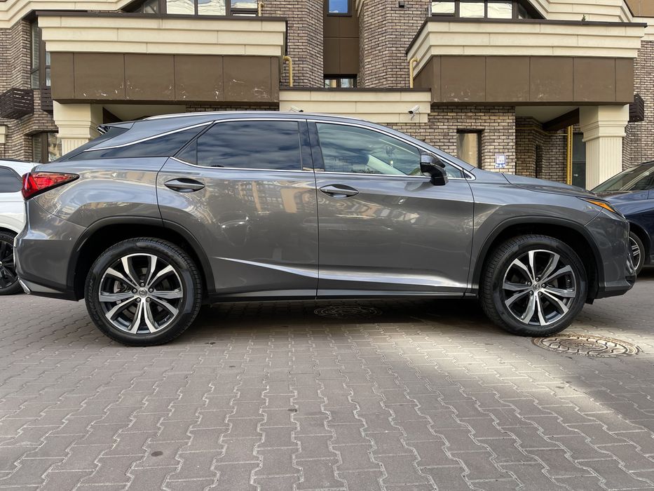 Продам Lexus RX 350 в отличном состоянии!