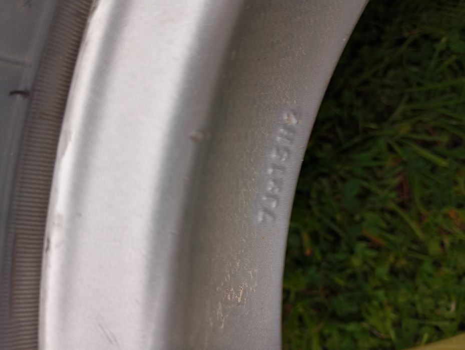 Felgi aluminiowe + Opony zimowe 195/50 R15