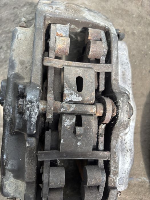 Zaciski brembo zr18 zl18 tarcze klocki touareg q7 cayenne