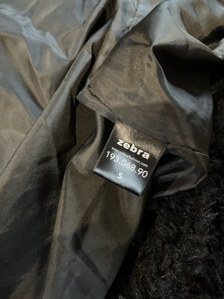 Kurtka narzutka futro futerko ZEBRA