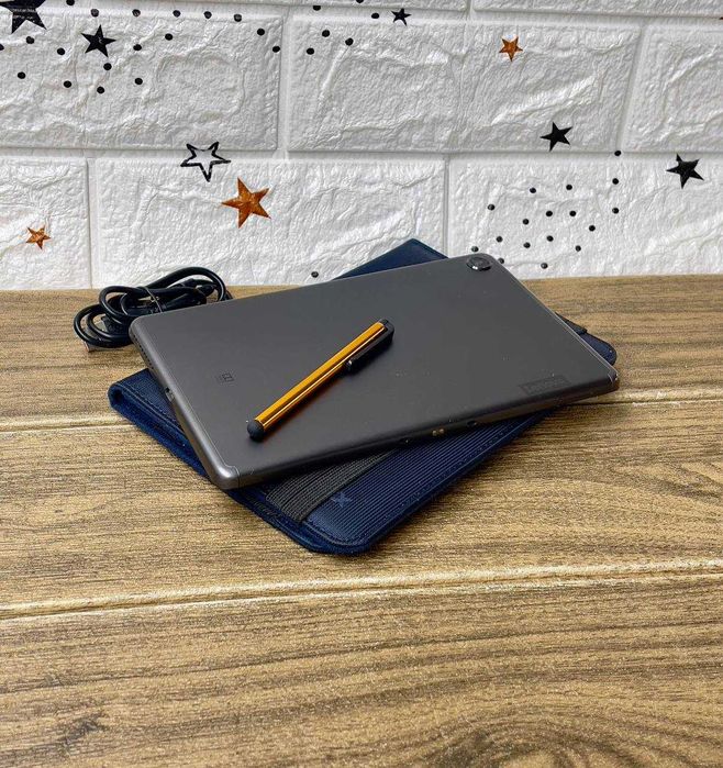 Планшет Lenovo 32 ГБ "LTE" (GPS)