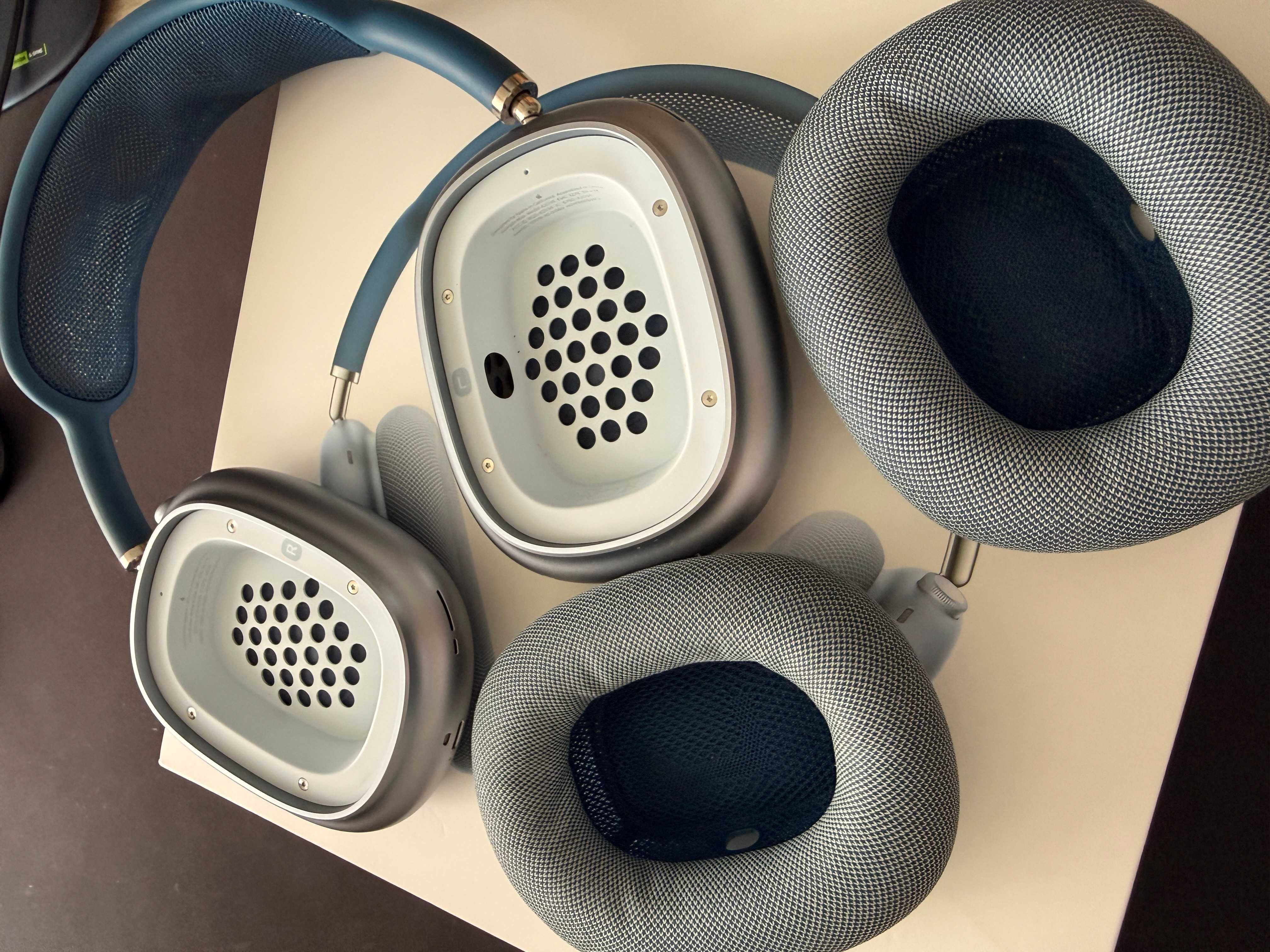 Навушники Apple AirPods Max у кольорі Sky Blue (1 покоління)