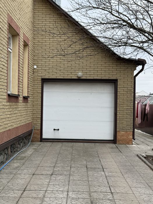 Будинок Слобода заходь та живи