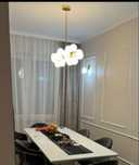 Lampa zlota biale klusze kule