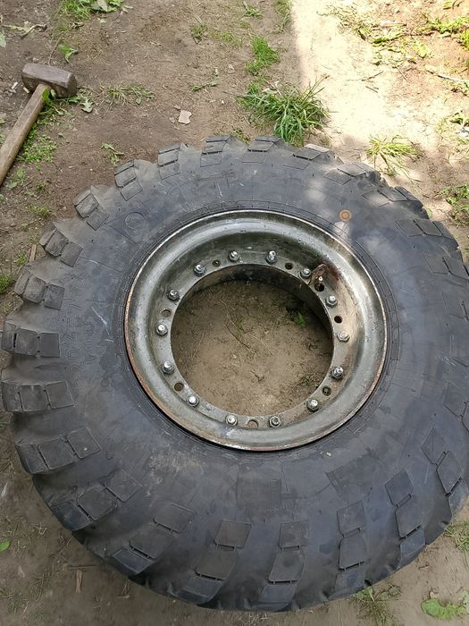 Резина с дисками на БРДМ газ 66