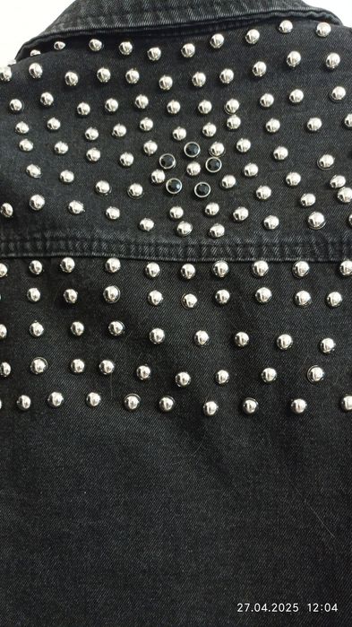 Джинсовая куртка, новая.