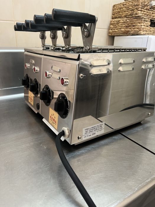 Професійний тостер Vema TP2060