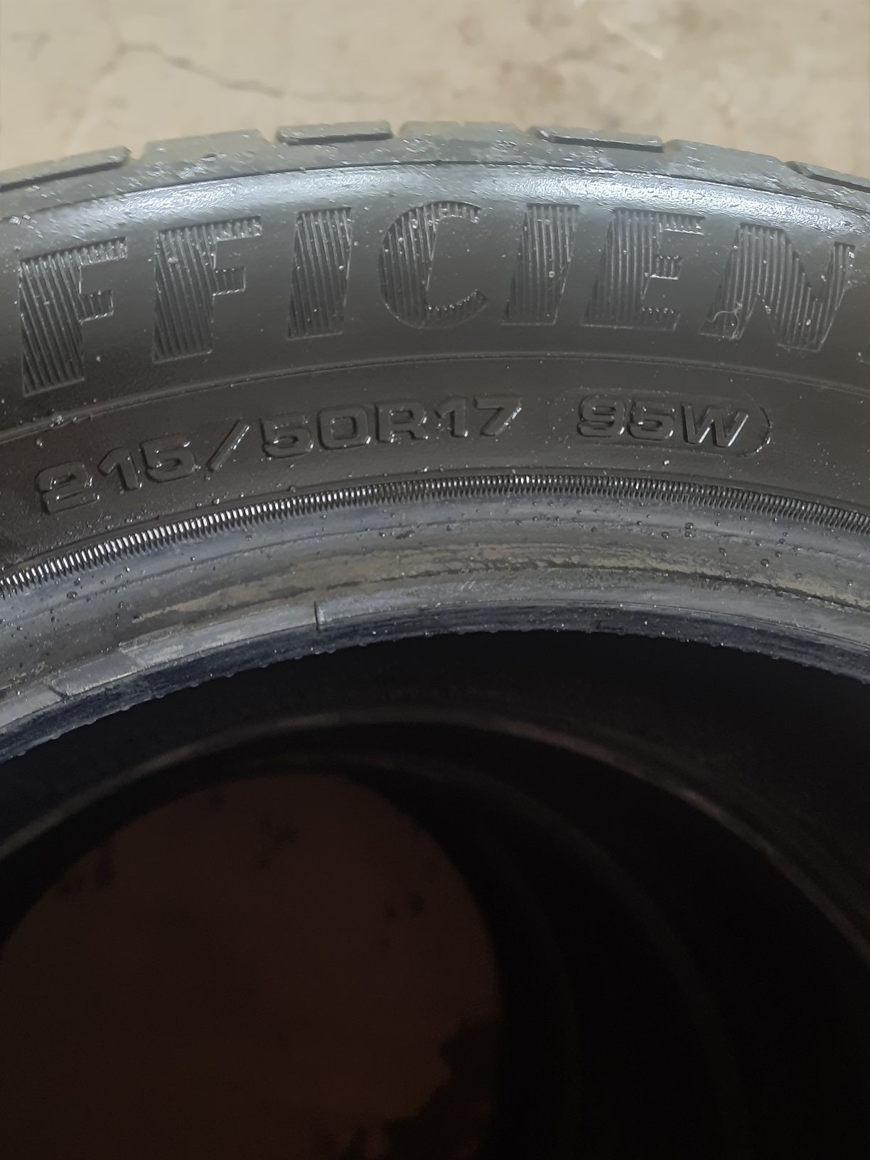 Goodyear 215/50 r17 6mm 2018r