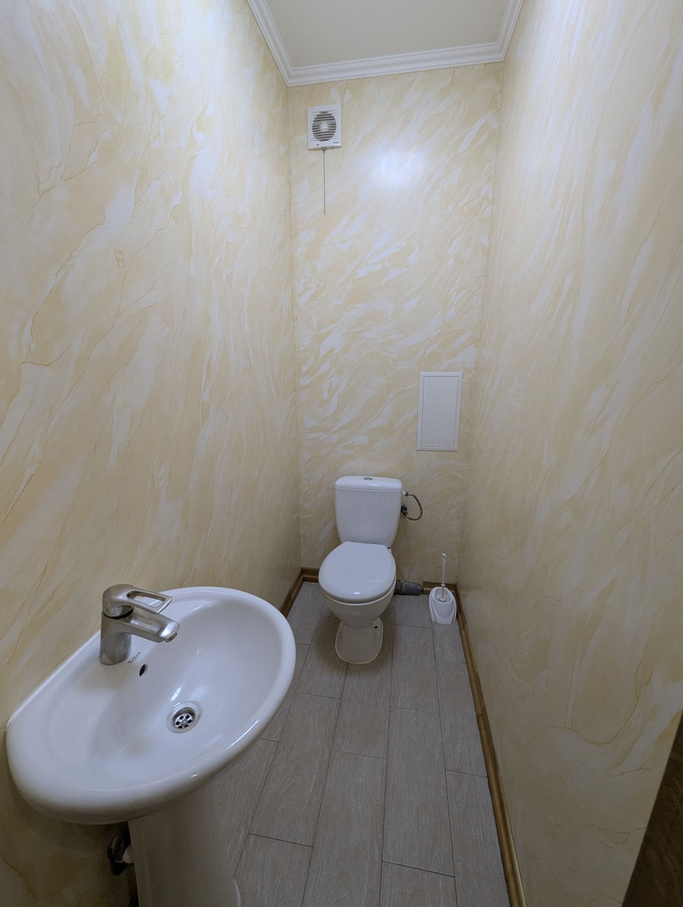 Продається 3 кімнатна квартира