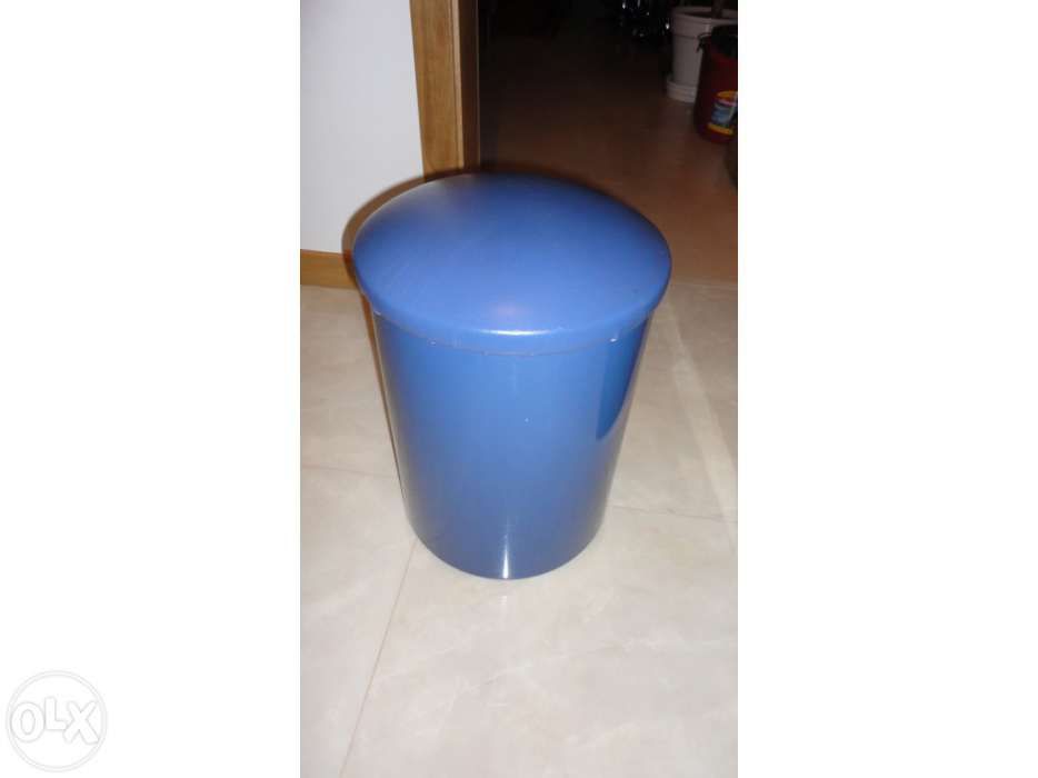 Cesto/banco para Wc para a roupa suja azul