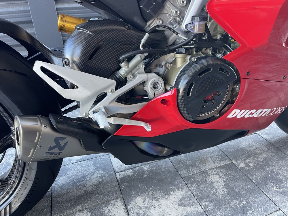 Ducati panigale v4 R