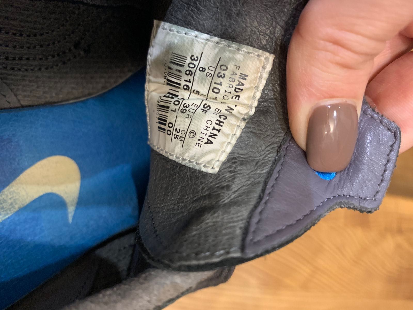 Бутсы для зала, кроссовки Nike кожа (оригинал), р. 38-39