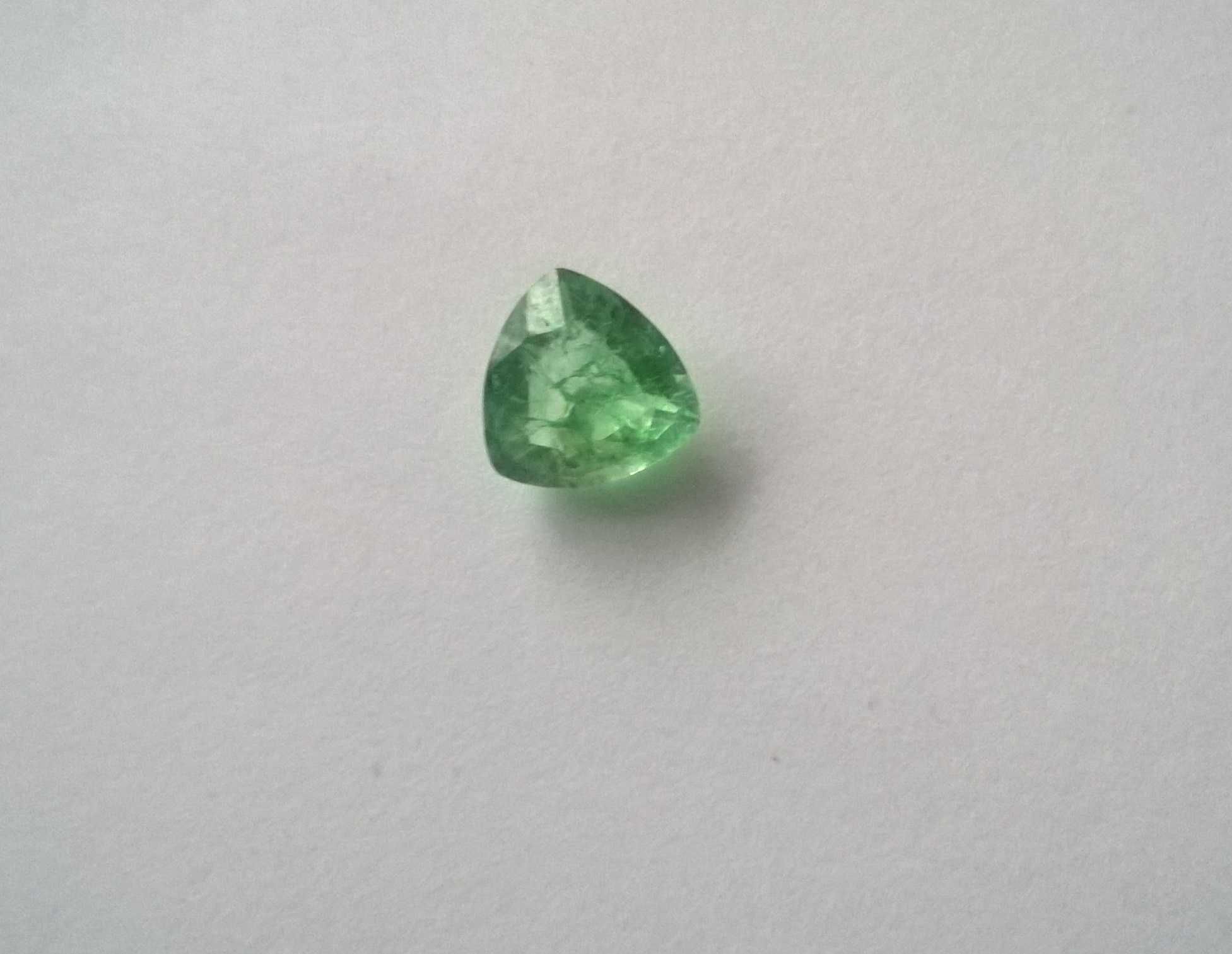 Szmaragd 4 CT ,   11 x 11 mm ,  oczko do pierścionka