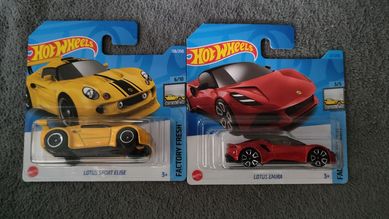 Hot Wheels 2x Lotus