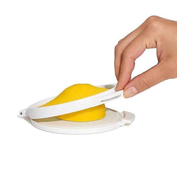 Osłonka silikonowa do przechowywania cytryny - Good Grips / Oxo