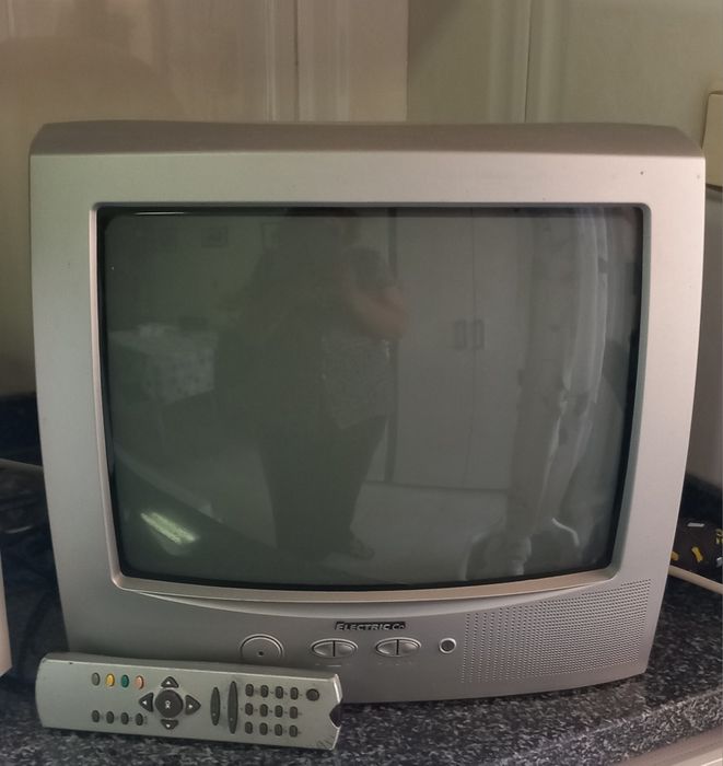 Televisão pequena