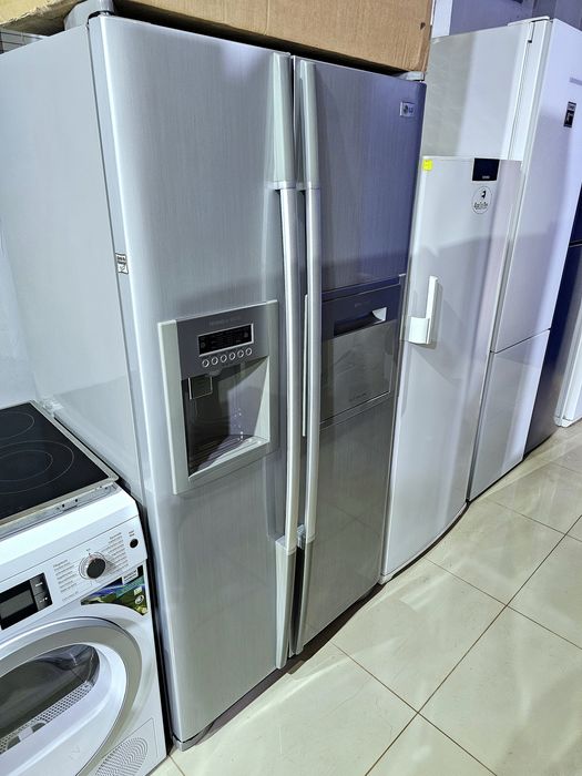 Холодильник side-by-side LG