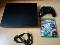 Konsola XBOX ONE X-1TB-Zadbana+pad +gra