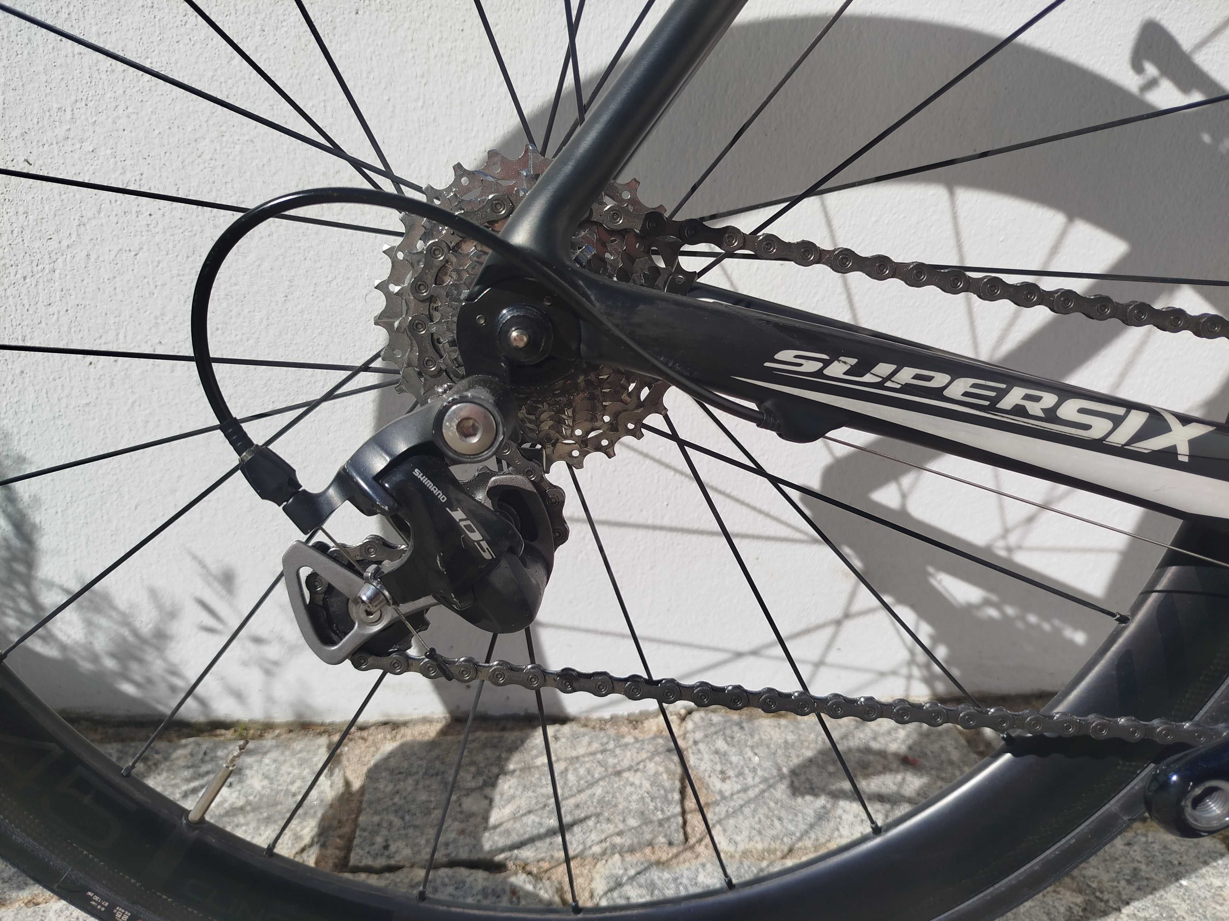 Bicicleta de estrada Cannondale Supersix Evo tam. 54 Carbono