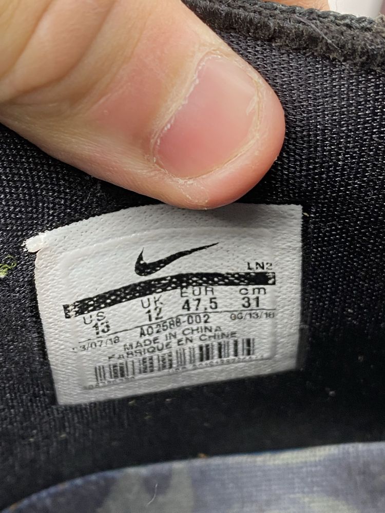 Чоловічі баскетбольні кросівки Nike Lebron 16 47,5p