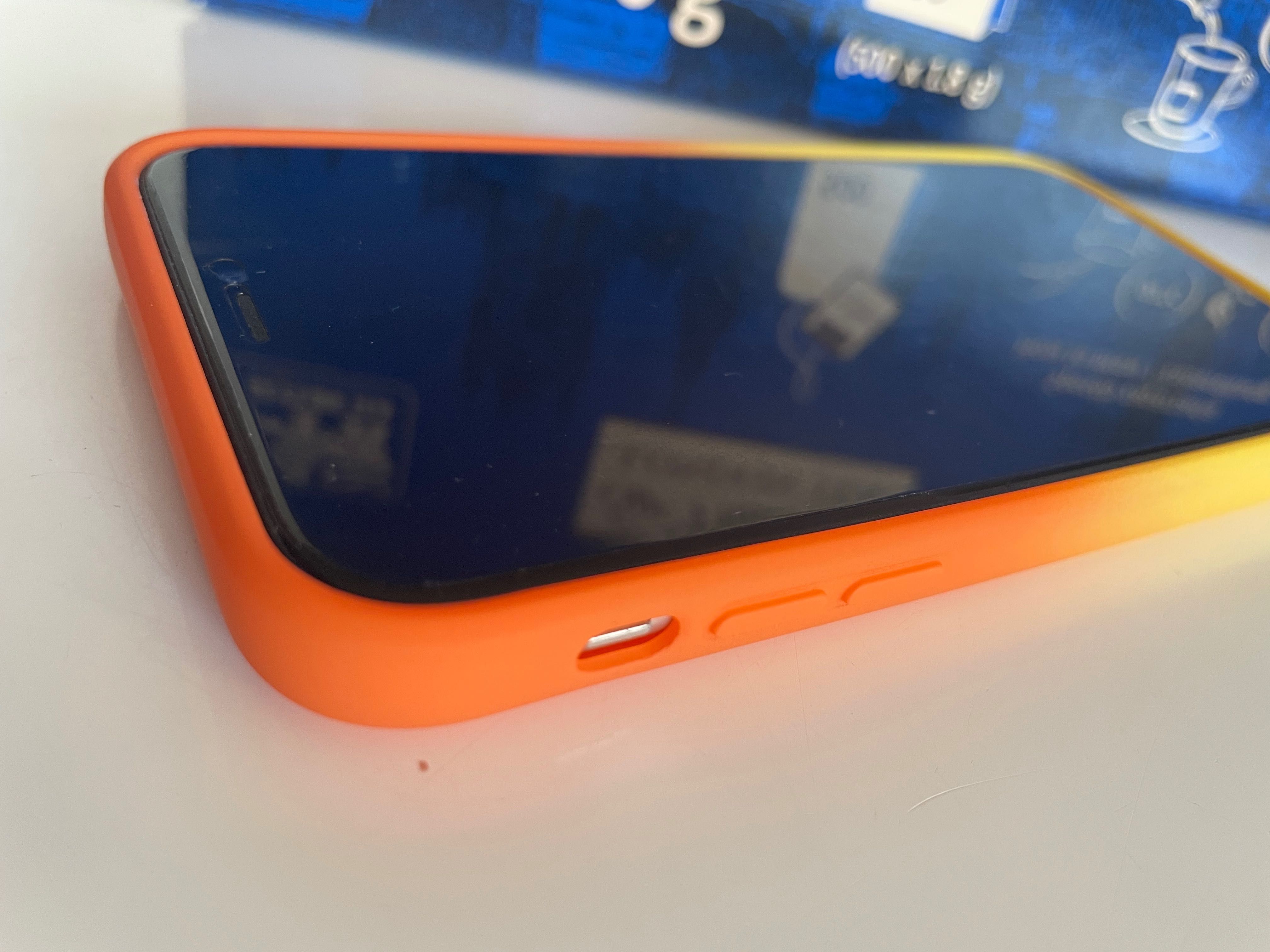 Etui / case iPhone 11/ nowy / żółto-pomarańczowy