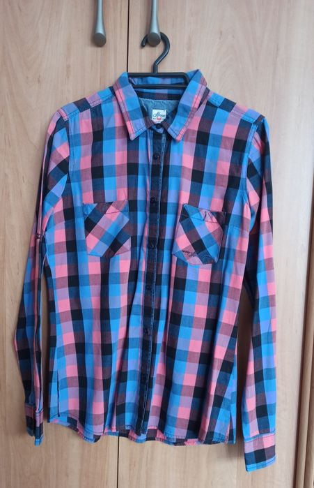Damska koszula w kratę