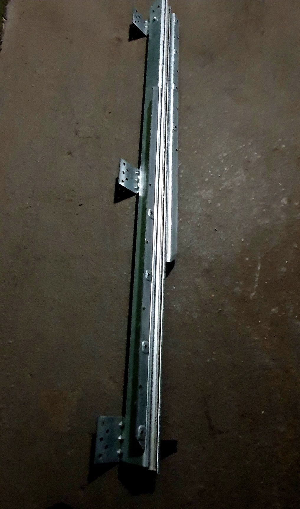Prowadnice do stolow firmy Pottker 100 cm do 225 cm