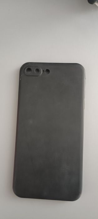 Чохли на iPhone нові та б/у.