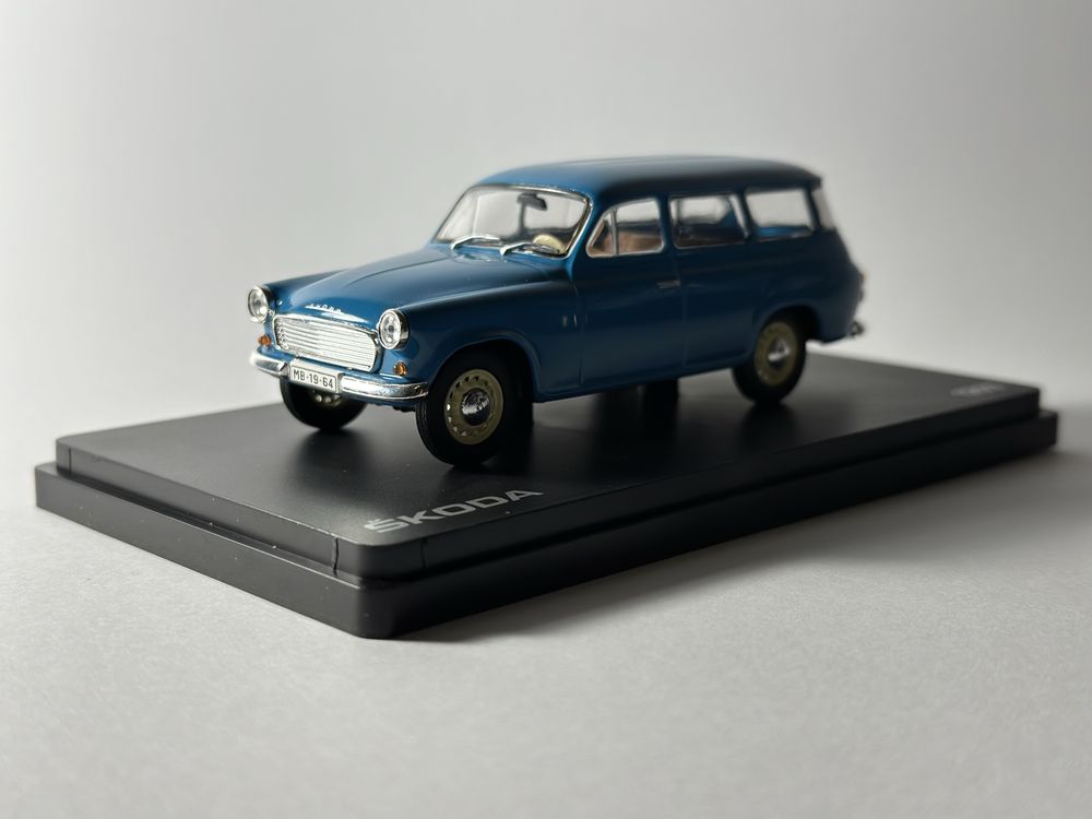 Škoda 1202 STW Abrex 1:43