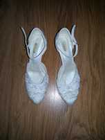 Buty ślubne, na zmianę r. 39